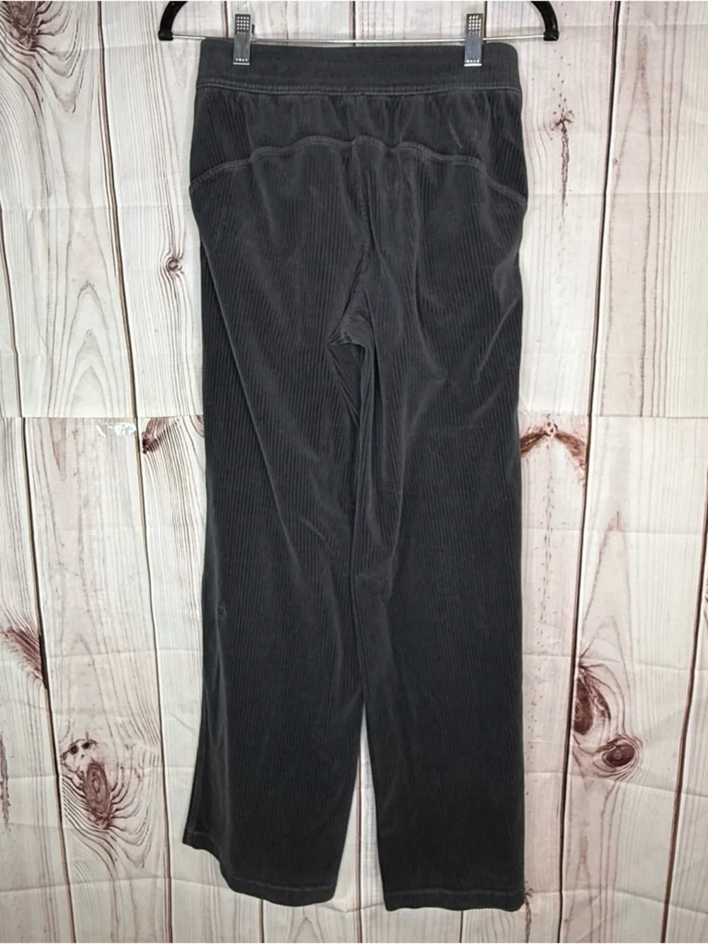 lululemon athletica vguc size